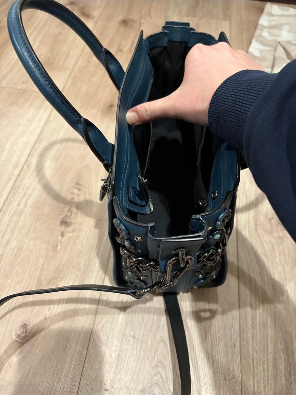 Coach top blue